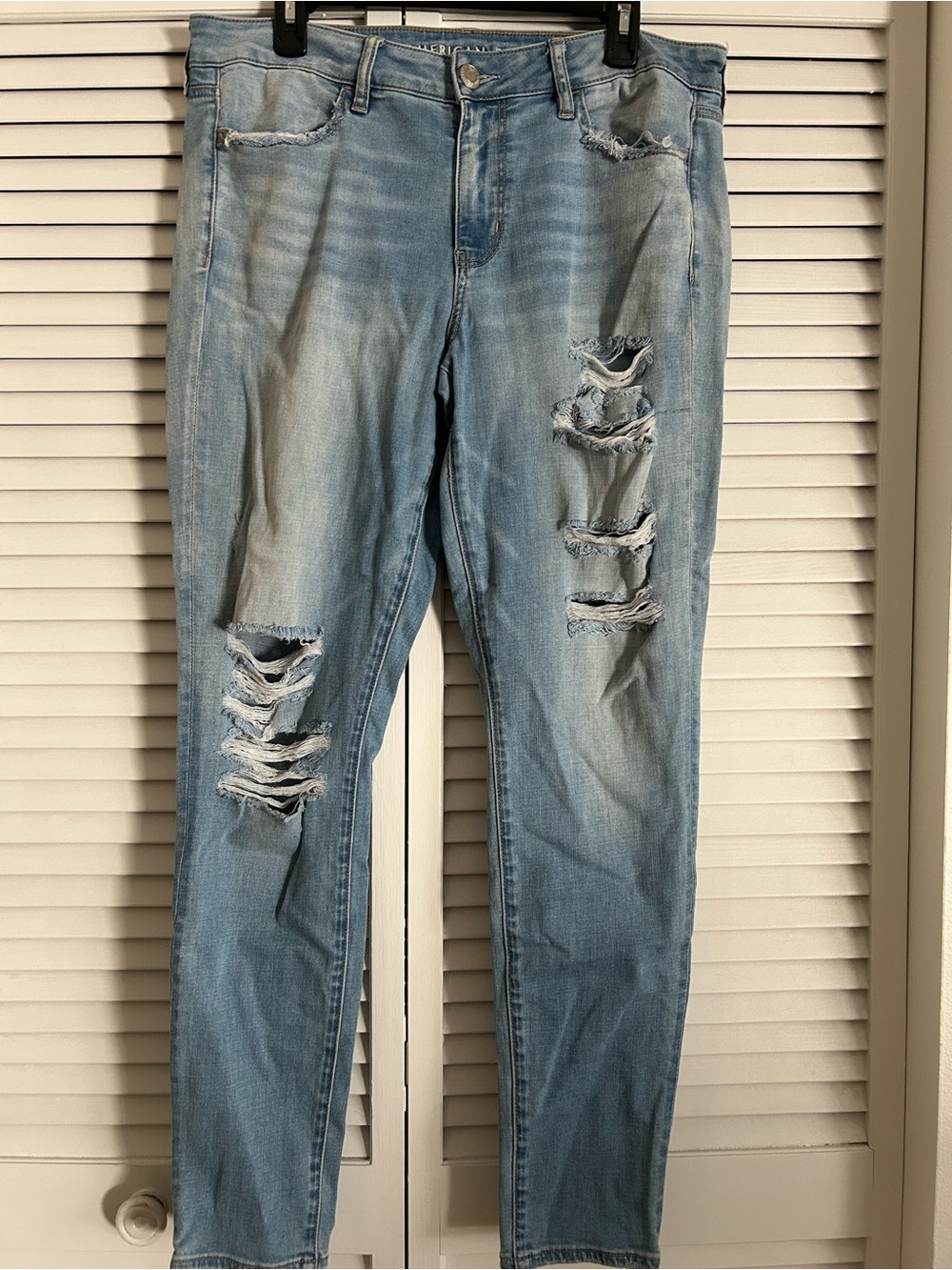 American Eagle Light Blue Distressed Women’s Jegging 14 Long